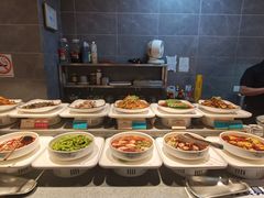 -遇上西雅图多融合海鲜自助餐厅(中房金谊广场店)