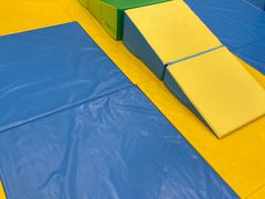 -红黄蓝成长中心•婴幼儿早教•托育(南山京基百纳广场店)