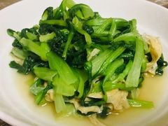 青菜心-八一路好吃街(雨田商务大厦店)
