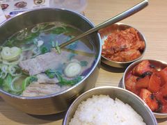 -梨花牛肉汤饭(仁恒伊势丹店)