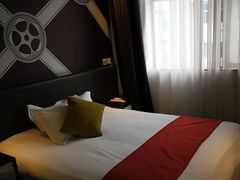 -布丁严选酒店(杭州武林西湖文化广场地铁站店)