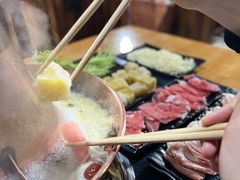 -果松木炭酸菜铜火锅·外婆参鸡汤