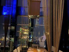 -唐拉雅秀酒店-西锦汇空中BBQ·思创餐厅