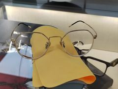 -优视觉视光中心•青少年近视防控(新世界中心写字楼店)