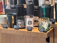 -星巴克臻选(威海威高广场店)