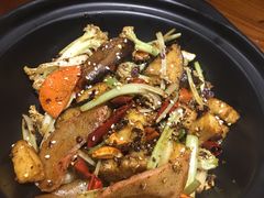 香辣什锦-十二舍·湯物素煮(江泰潤政店)