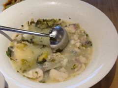 -严记小天府酸菜鱼(西四路店)