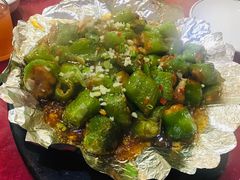 -鑫渔港海鲜本地菜·山海关浑锅(东戴河店)