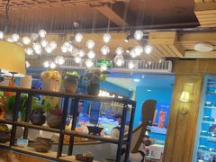 -领鲜活海鲜榴莲自助火锅(东门店)