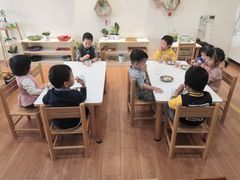 -乐融婴幼儿成长中心(四季青校区)