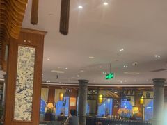 -八府香鸭·啫啫煲(华山路店)