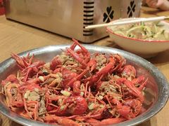 -琥珀老六龙虾(四里河店)