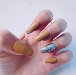 -Face Score美甲美睫皮肤管理