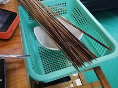 -何氏串串香火锅(翠亨店)