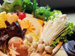 -湊湊火锅·茶憩(上海合生汇店)