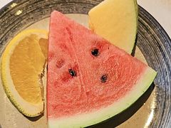 -八府香鸭·啫啫煲(华山路店)