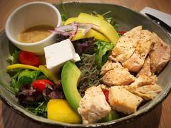 鸡肉牛油果芒果色拉-Wagas沃歌斯(环贸店)
