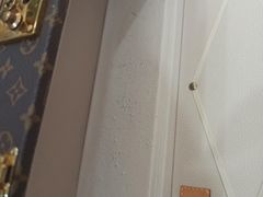 -爱革·洗衣改衣·洗鞋修鞋·洗包修包·奢侈品护理(宝地广场店)