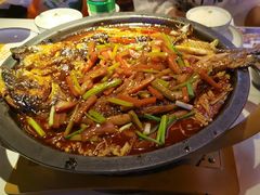 -鸣记脆皮烤鱼·海鲜烤鱼(三八广场店)