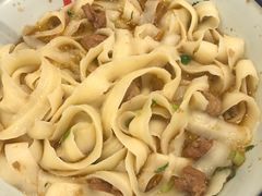 -顺溜·手工刀削面·黑金店(铜锣湾店)