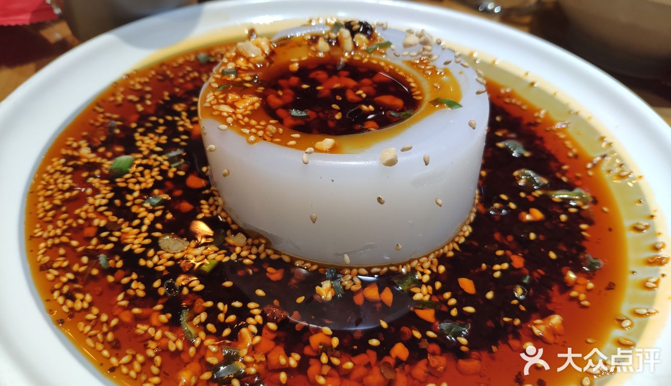 一家环境超好的吃香辣水煮鱼的店