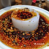 一家环境超好的吃香辣水煮鱼的店
