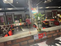 -马路牙子烧烤音乐酒馆(望京店)