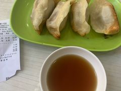 -珊珊小笼馆(仙霞路店)