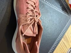 -爱革·奢品·鞋包·衣物·家居(博荟广场店)