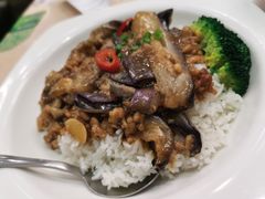 -佰搭果·广式茶餐厅(西华路店)