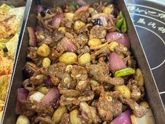 -老东镇啤酒屋海鲜加工·蒸汽海鲜·海鲜烧烤(台东店)