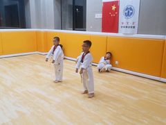-小小特工运动馆(宝山三邻桥中心)