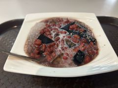 红豆西米龟苓膏-梧州双钱龟苓膏(丽港航母店)