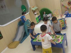 -绿城奇妙园双语日托(华茂悦峰园区)