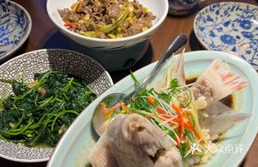 Sautéed Garlic with Huangdiau Fish
