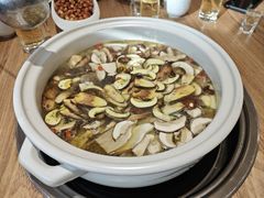 -鲜菌江湖正宗野生菌火锅