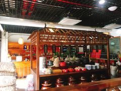 -黄桷树曹家私房菜(江与城店)