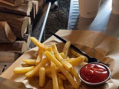 -J Create城市露营咖啡·简餐·宠物(上海动物园店)