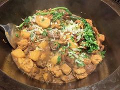-山河屯铁锅炖·非遗东北菜(南山店)