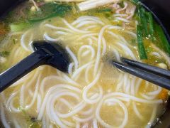 -桥香园过桥米线(国贸店)