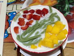 士多啤梨芒果绿茶拉面-甜心妈妈·榴莲星级糖水(北京路总店)
