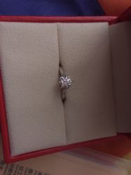 -威德钻石-克拉钻大本营(南京东路店)