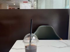 美式咖啡-今日艺术汇书店