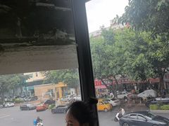-鑫悦楼煎蟹·16年海鲜大排档