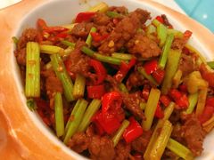 小炒黄牛肉-荷庭·精致湘菜(华强北九方店)