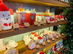 零售区-星巴克臻选(南京艾尚天地店)