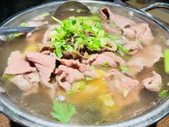 跷脚牛肉小锅-肖四女乐山跷脚牛肉(世博源店)
