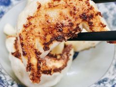 鲜肉煎饺-无名氏宵夜小摊(祝家三姐妹馄饨店)