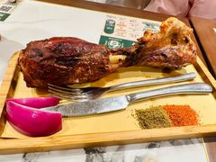 特色烤羊腿-雁滩白记·兰州牛肉面