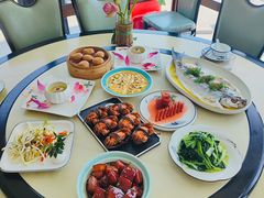 -七的湖·晚芳亭·阳澄湖农家菜·大闸蟹(莲花岛店)